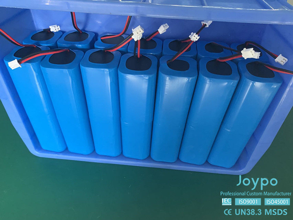 3.7V 18650 OEM Lityum Pil Paketi 14.8V 5000mAh 4S2P Çim biçme Robotu için